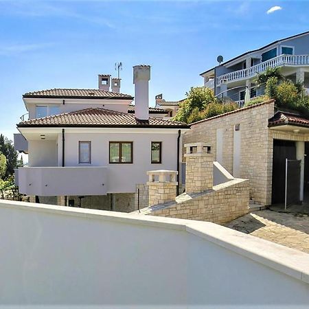 Apartments Villa Sofia Цървени Връх Екстериор снимка