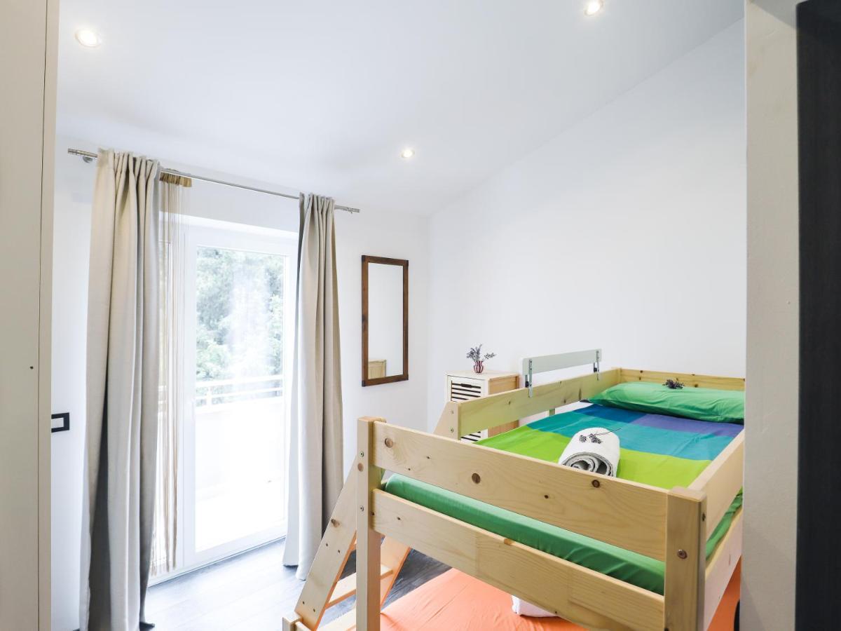 Apartments Villa Sofia Цървени Връх Екстериор снимка