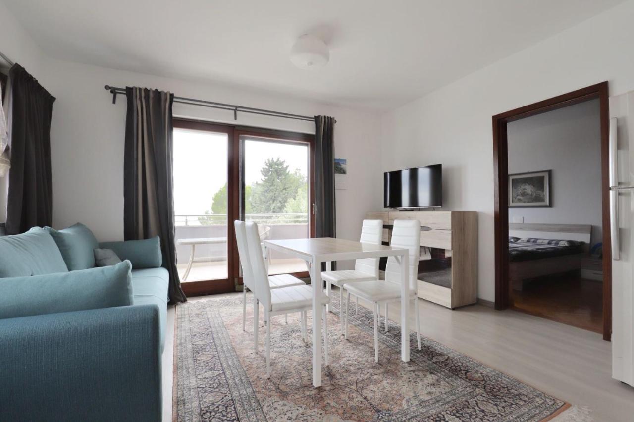 Apartments Villa Sofia Цървени Връх Екстериор снимка