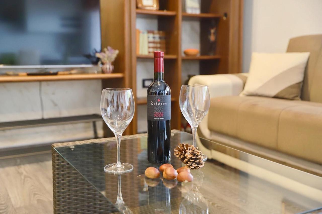 Apartments Villa Sofia Цървени Връх Екстериор снимка